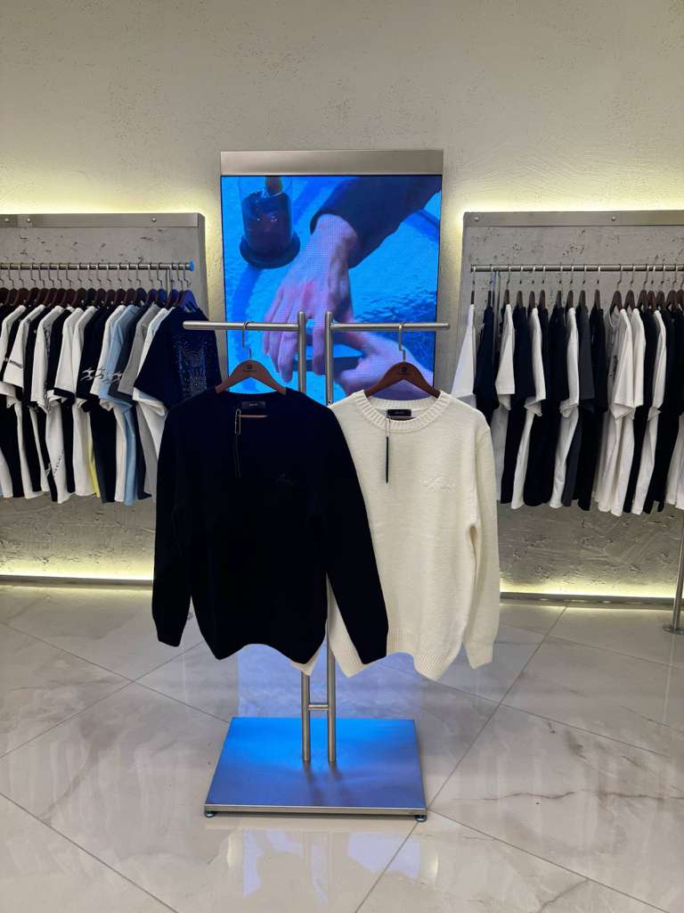 AMIRI embroidered-logo hoodie