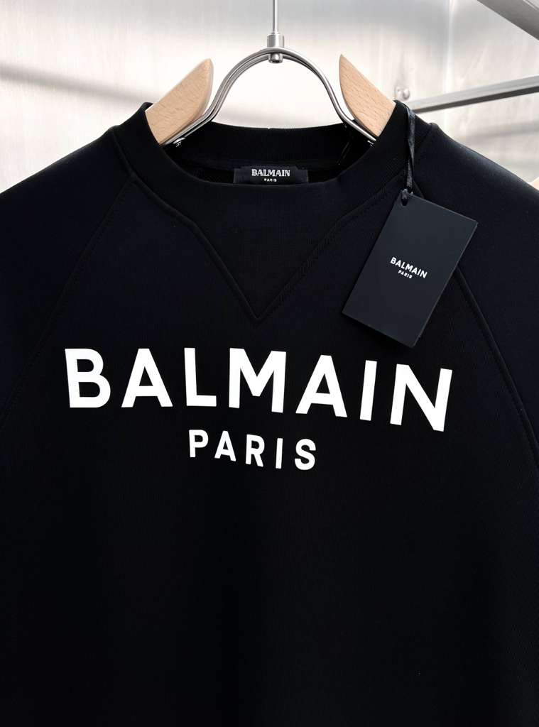Balmain Logo crewneck ribbed finish