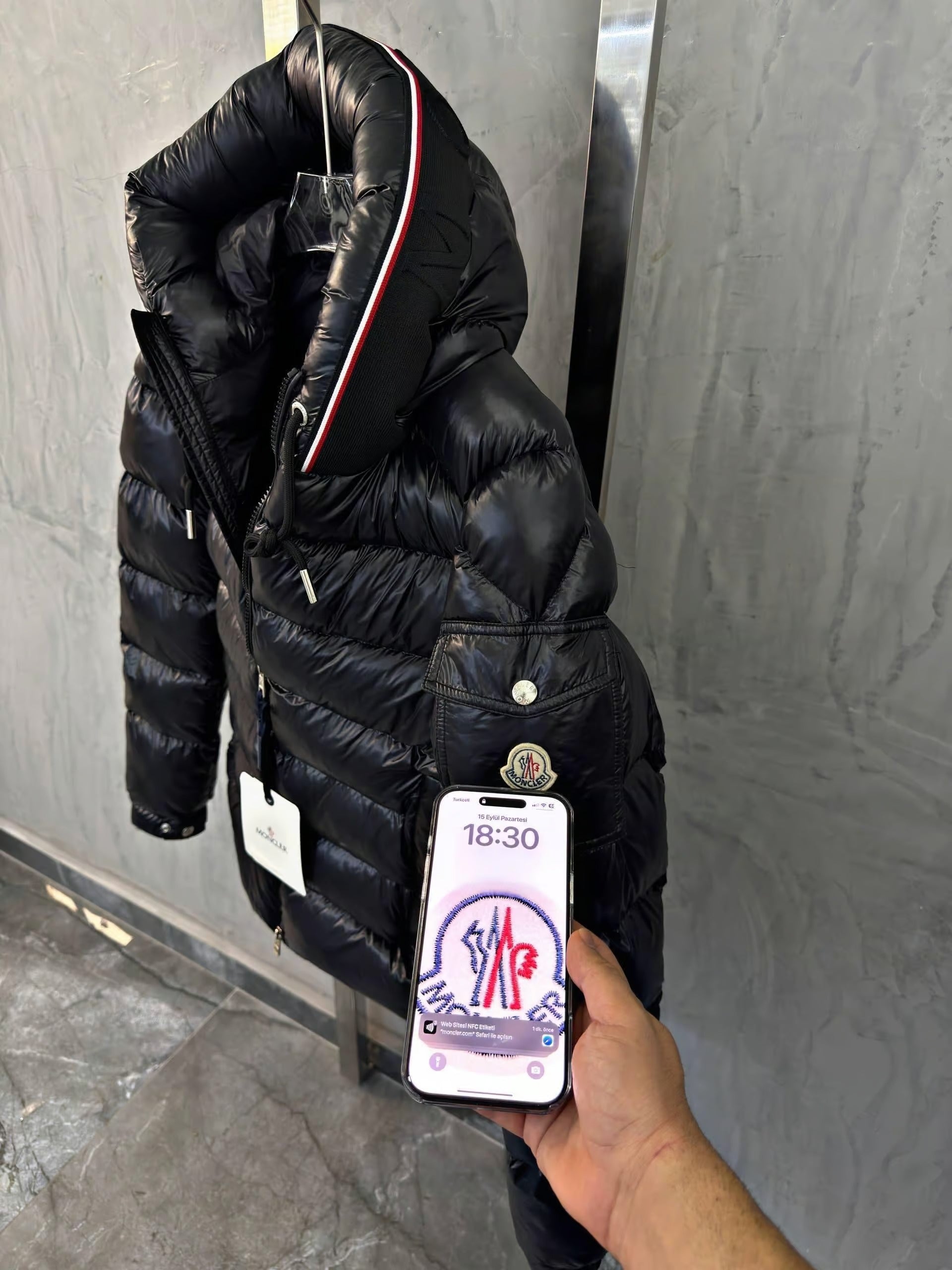 Black Moncler Pavin Down puffer Jacket